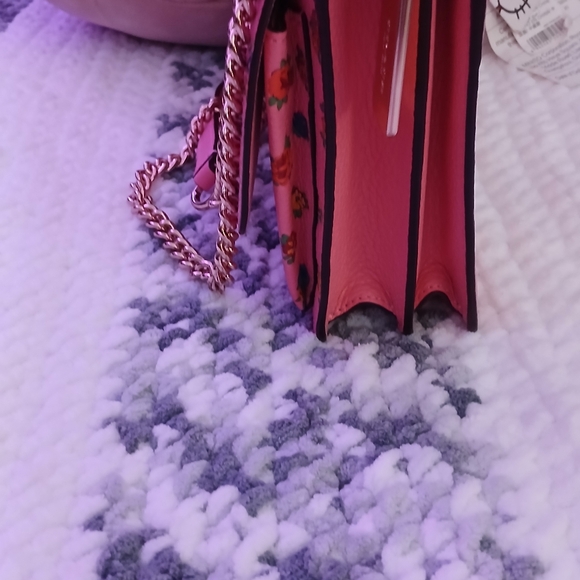 Authentic Coach Klare Crossbody Bag in pebble leather with floral print - Picture 4 of 7